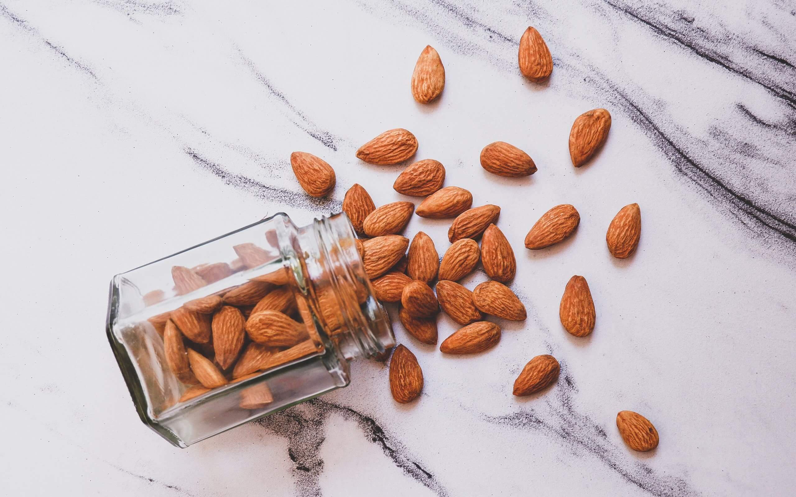Lee más sobre el artículo Descubre los beneficios de la almendra